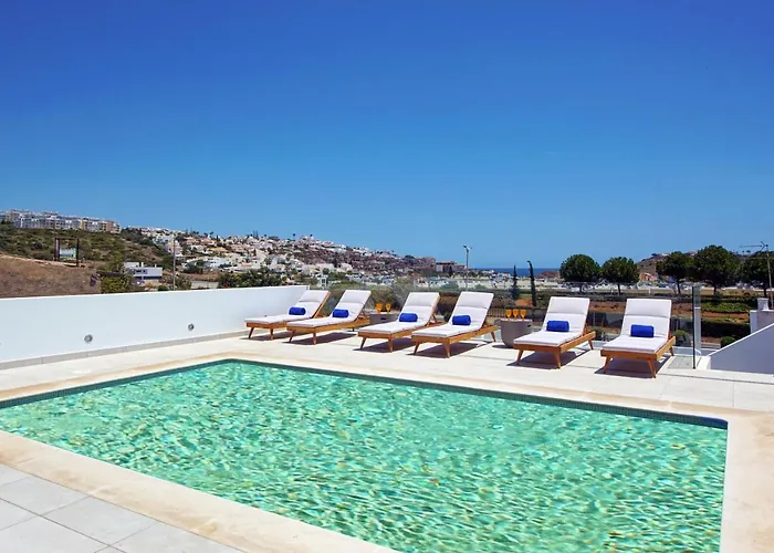 Villa Ocean Marina, Panoramic And Heatable Pool By Dreamvillasalbufeira *