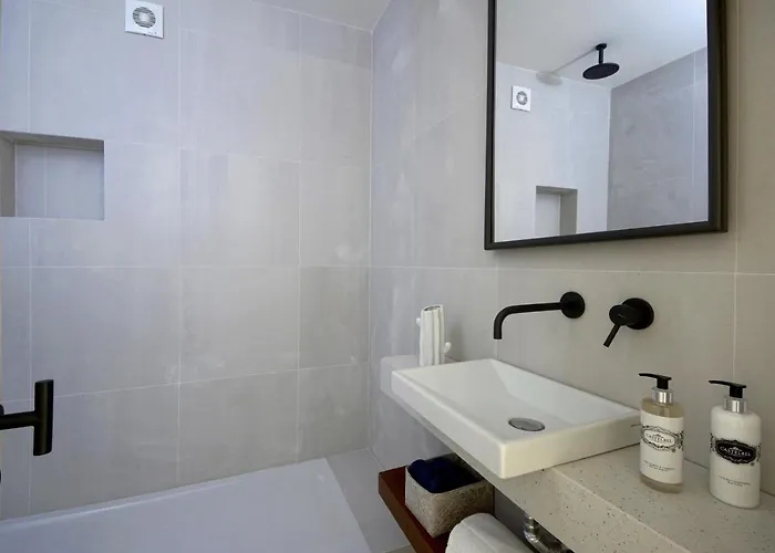 Villa Ocean Marina, Panoramic And Heatable Pool By Dreamvillasalbufeira *